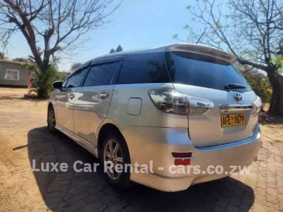 Picture of Toyota wish new shape