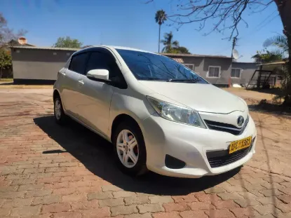 Picture of Toyota vitz Jewella