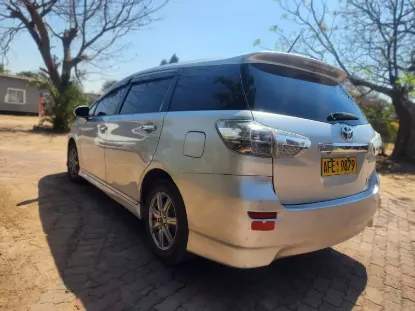 Picture of Toyota Wish for rental