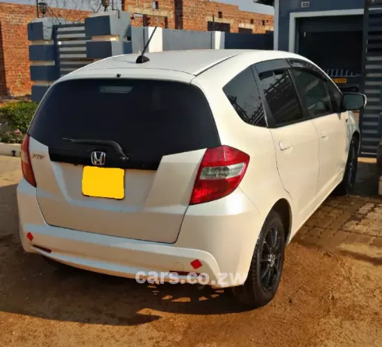 Picture of Honda Fit For Rental