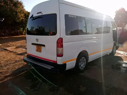 Picture of Toyota quantum for hire.