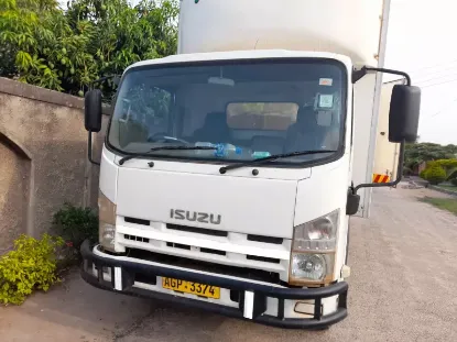 Picture of Truck for rent and removals