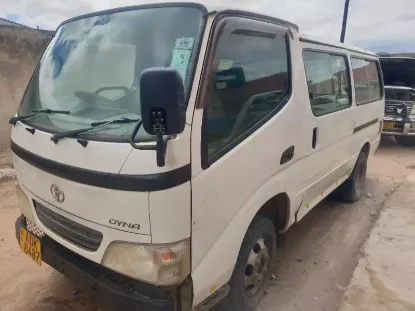 Picture of Toyota Dyna 2005