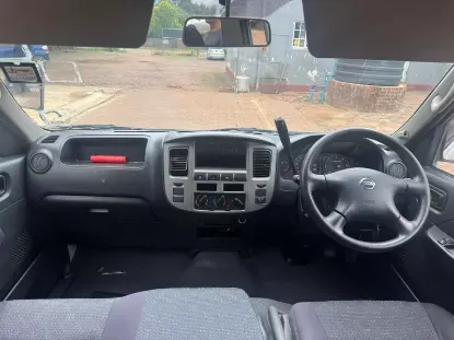 Picture of Nissan Caravan 2008