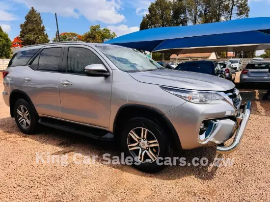 Picture of fortuner Gd6 for hire