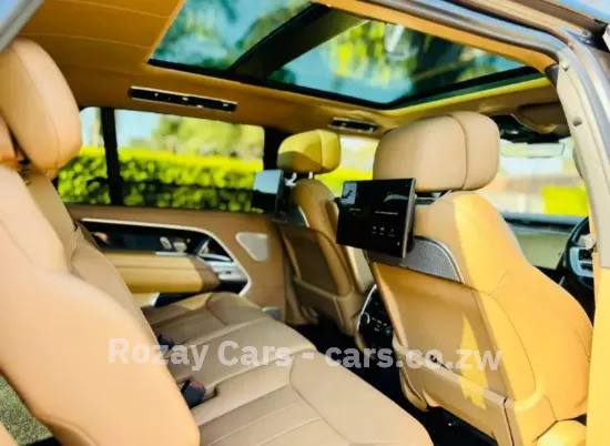 Picture of Range rover Vogue autobiography D350 2024