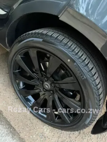 Picture of Range rover Vogue autobiography D350 2024
