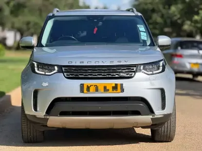 Picture of Land Rover Discovery 2020
