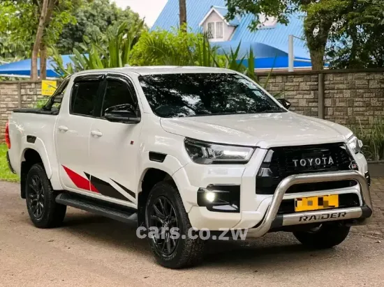 Picture of Toyota Hilux 2023