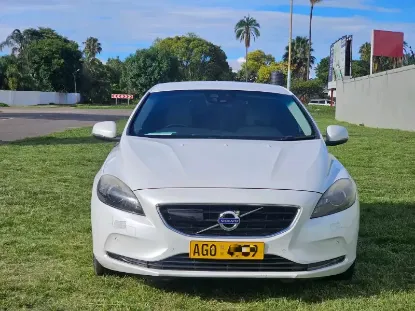 Picture of Volvo V40 2015