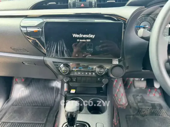 Picture of Toyota Hilux 2025