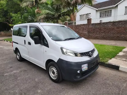 Picture of Nissan NV200 2015