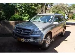 Picture of SUV for wedding hire