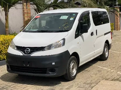 Picture of Nissan NV200 2016
