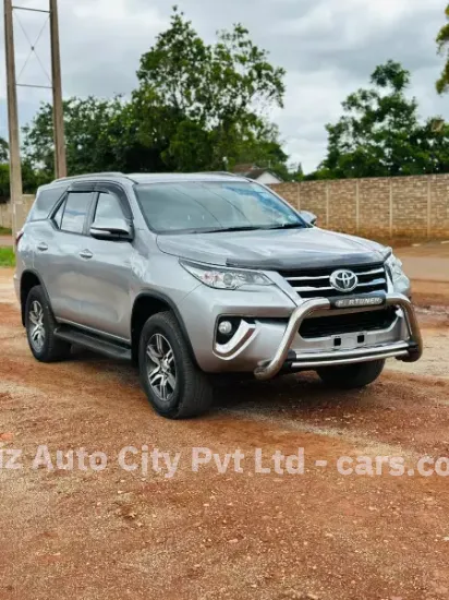 Picture of Toyota Fortuner 2017