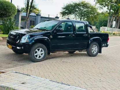 Picture of Isuzu KB250 2008