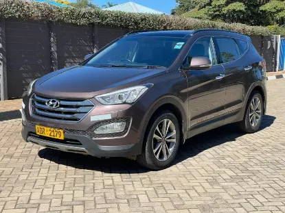 Picture of Hyundai Santa Fe 2015