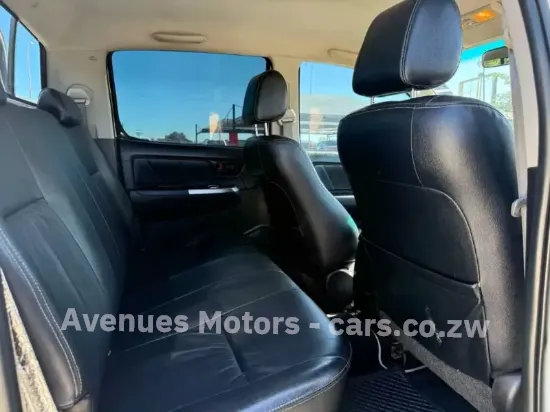 Picture of Toyota Hilux 2015