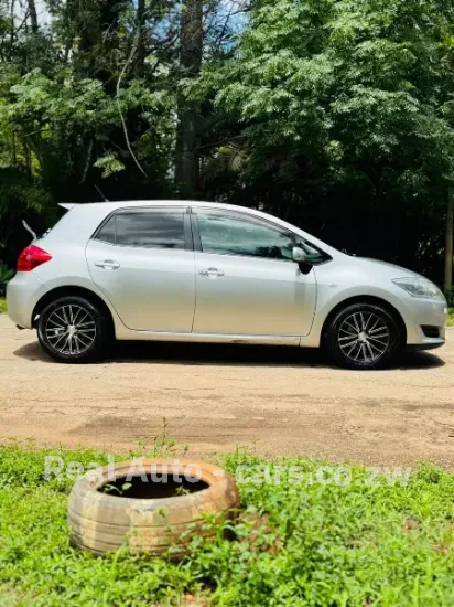 Picture of Toyota Auris 2008