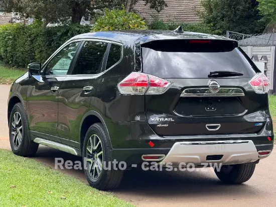 Picture of Nissan X-Trail 2015