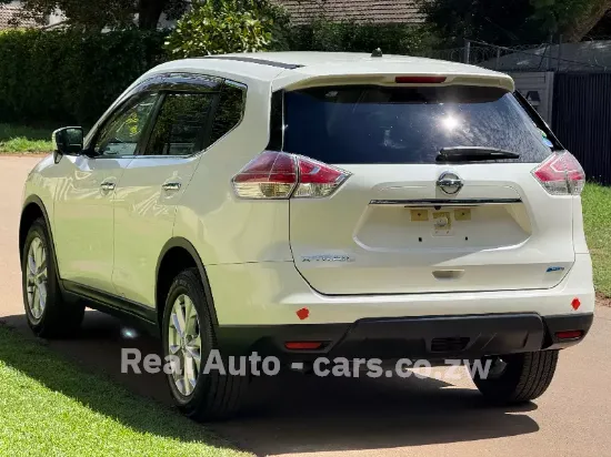 Picture of Nissan X-Trail 2015