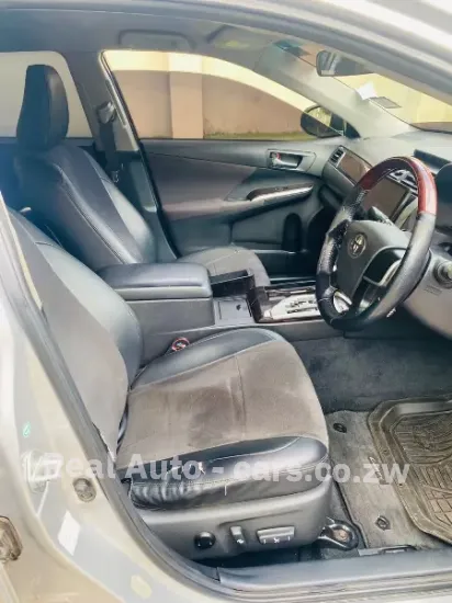 Picture of Toyota Camry 2013