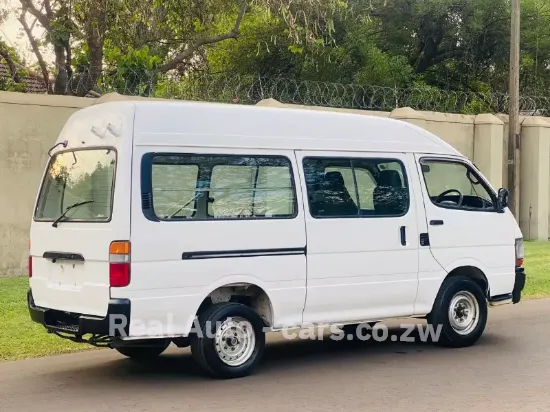 Picture of Toyota Hiace 2000