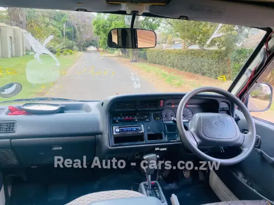 Picture of Toyota Hiace 2000