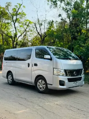 Picture of Nissan NV350 2015