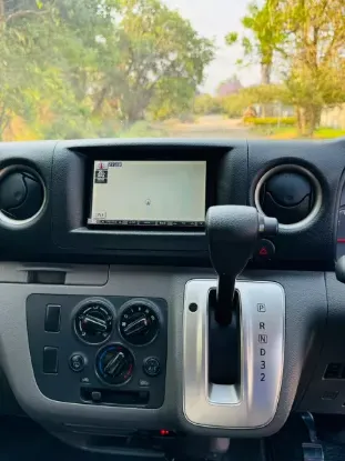 Picture of Nissan NV350 2015