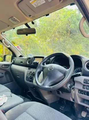 Picture of Nissan NV350 2015