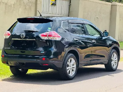Picture of Nissan X-Trail 2015