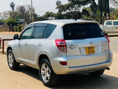 Picture of Toyota Rav4 2008