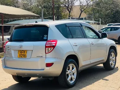 Picture of Toyota Rav4 2008