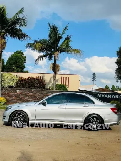 Picture of Mercedes Benz C-Class 2014