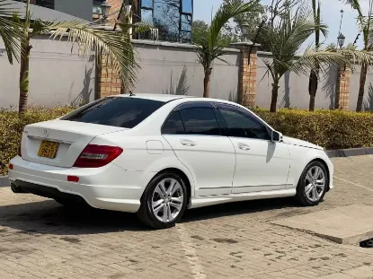 Picture of Mercedes Benz C-Class 2014
