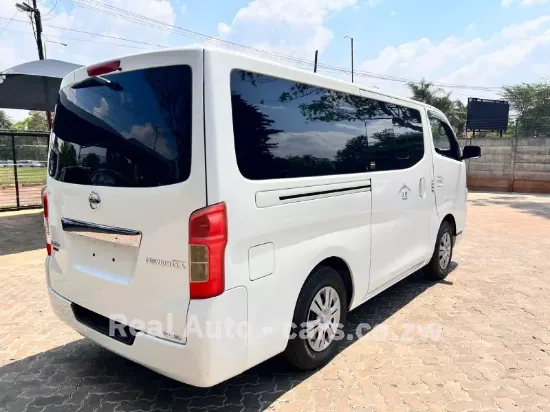 Picture of Nissan NV350 2013
