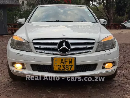 Picture of Mercedes Benz C-Class 2009