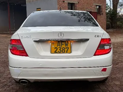 Picture of Mercedes Benz C-Class 2009