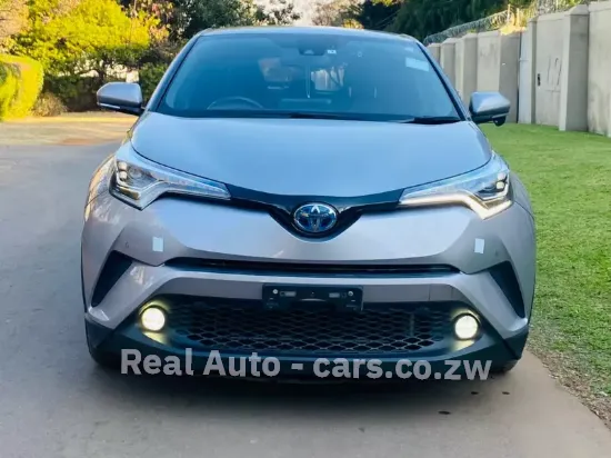 Picture of Toyota C-HR Hybrid 2017
