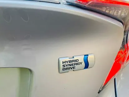 Picture of Toyota C-HR Hybrid 2017
