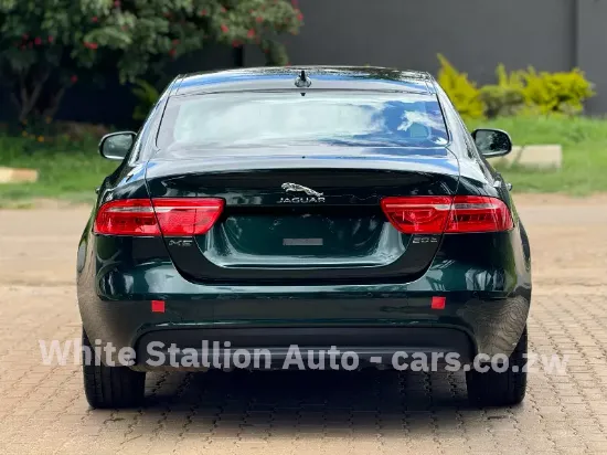 Picture of Jaguar XF 2015