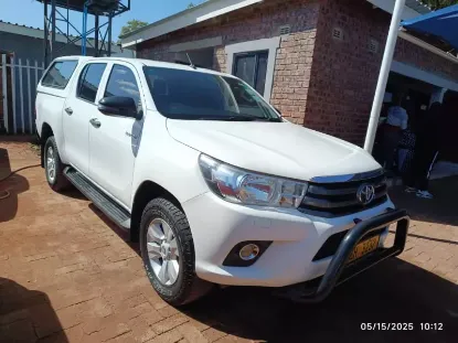 Picture of Toyota Hilux 2017