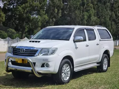 Picture of Toyota Hilux 2014