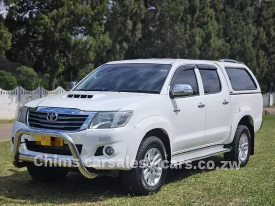 Picture of Toyota Hilux 2014