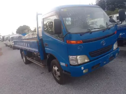 Picture of Hino Dutro 2012
