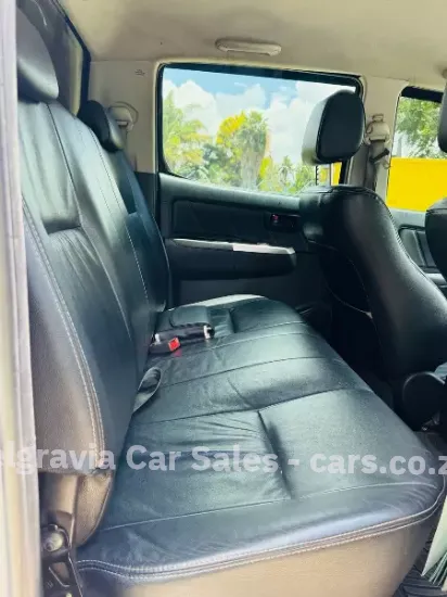 Picture of Toyota Hilux 2013