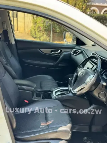 Picture of Nissan X-Trail 2015
