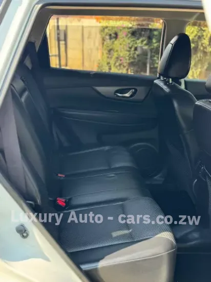Picture of Nissan X-Trail 2015
