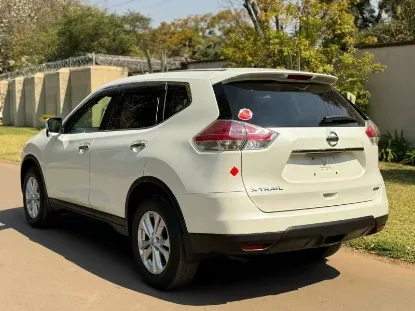 Picture of Nissan X-Trail 2015